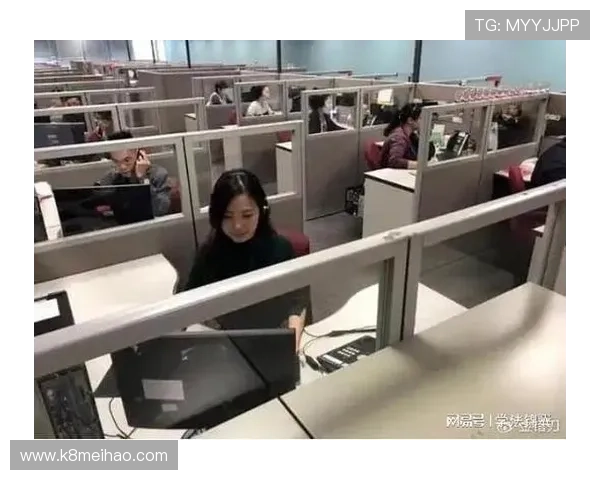 k8.com客服支持多渠道联络方式，确保您在游戏中遇到的所有问题都能及时解决